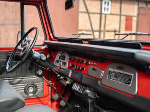 Afbeelding 40/44 van Toyota Land Cruiser FJ 40 (1979)
