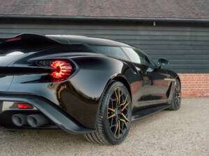 Bild 32/98 von Aston Martin Vanquish Zagato Shooting Brake (2019)