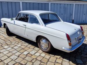 Afbeelding 2/14 van Peugeot 404 Coupé (1964)