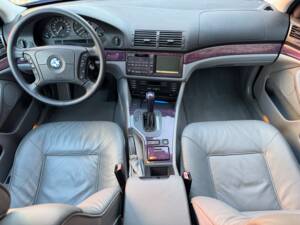 Bild 56/100 von BMW 540i Touring (1998)