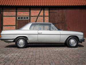 Imagen 12/40 de Mercedes-Benz 250 CE (1970)