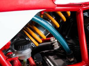 Immagine 38/46 di Ducati DUMMY (1983)