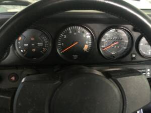 Bild 17/50 von Porsche 911 Carrera 3.2 (1984)