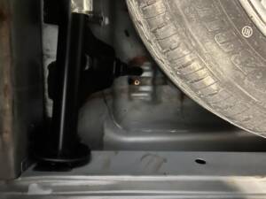 Image 36/62 of Mercedes-Benz E 500 (1995)