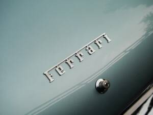 Immagine 22/45 di Ferrari 330 GT (1967)