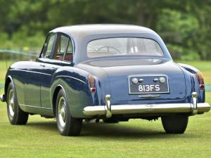 Image 12/50 of Bentley S 2 Continental Flying Spur (1962)