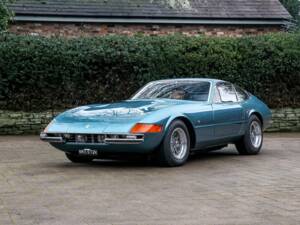 Bild 3/65 von Ferrari 365 GTB&#x2F;4 Daytona (1972)