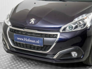 Bild 18/50 von Peugeot 208 1.2 PureTech 82 (2019)