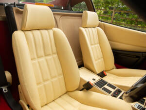 Image 26/49 of Ferrari 328 GTS (1988)
