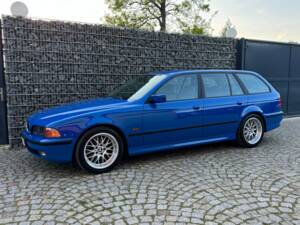 Bild 3/100 von BMW 540i Touring (1998)