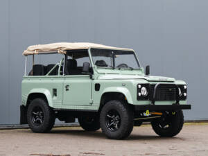 Immagine 14/41 di Land Rover 90 (1990)