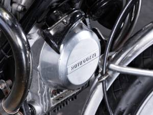 Image 33/36 de Moto Guzzi DUMMY (1973)