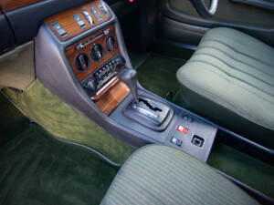 Bild 20/29 von Mercedes-Benz 280 E (1983)