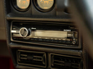 Image 25/49 of Ferrari 328 GTS (1988)