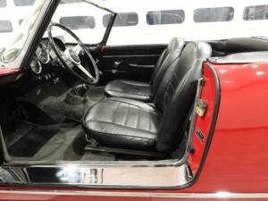 Image 5/15 de Alfa Romeo 2000 Spider (1959)