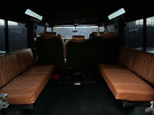 Immagine 6/18 di Land Rover Defender 110 Td5 (2000)