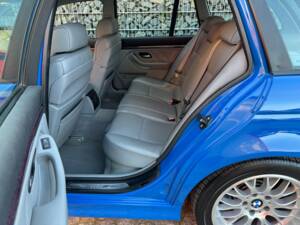 Bild 48/100 von BMW 540i Touring (1998)