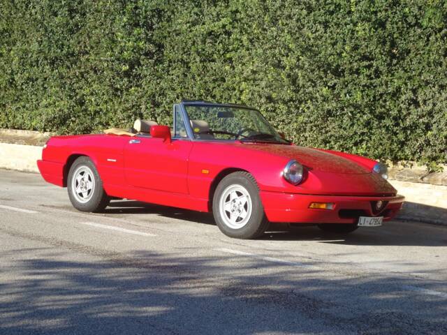 Bild 1/28 von Alfa Romeo 1.6 Spider (1991)