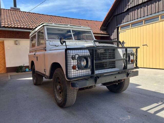 Bild 1/4 von Land Rover 88 (1970)