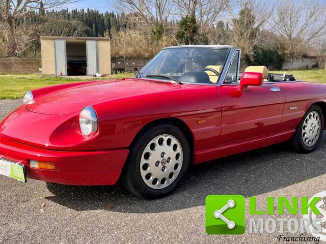 Afbeelding 1/10 van Alfa Romeo 2.0 Spider (1990)