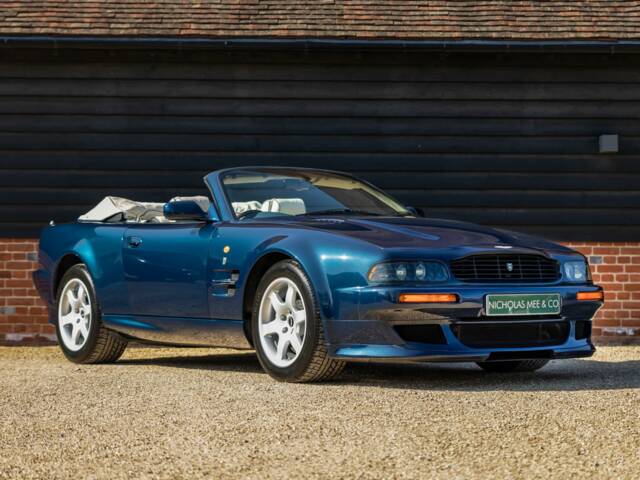 Bild 1/50 von Aston Martin V8 Vantage Volante (2000)