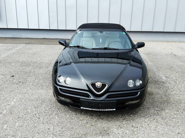 Afbeelding 1/68 van Alfa Romeo Spider 2.0 Twin Spark 16V (2001)