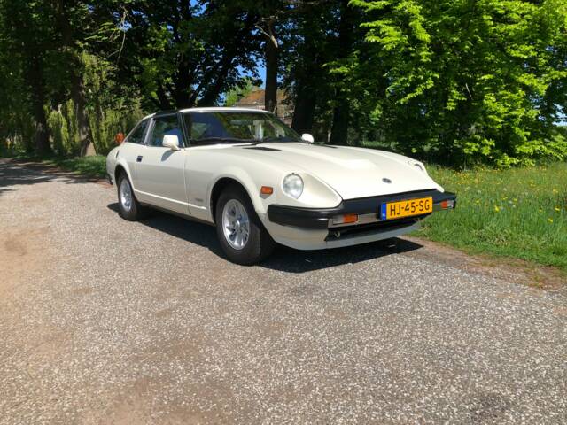Image 1/6 of Datsun 280 ZX (1980)