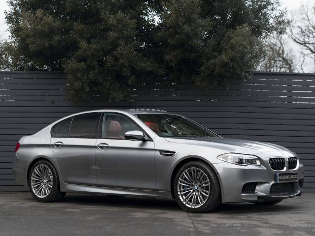 Bild 1/41 von BMW M5 (2016)