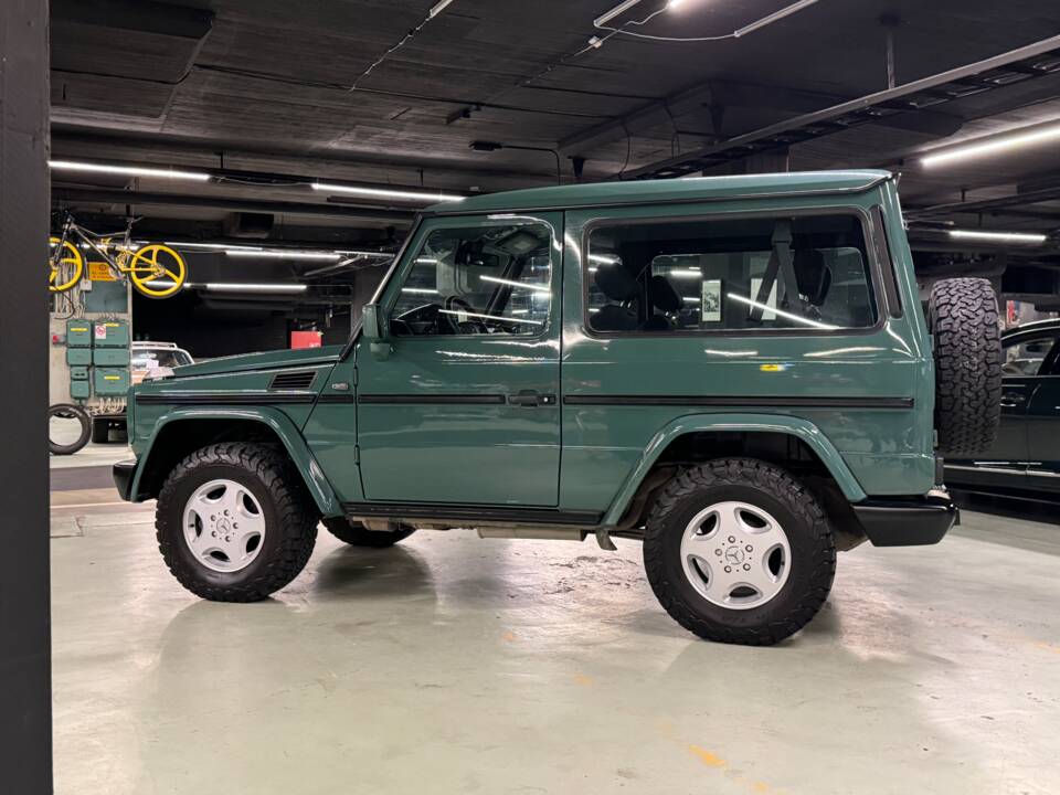 Bild 12/25 von Mercedes-Benz G 320 (kurz) (2001)