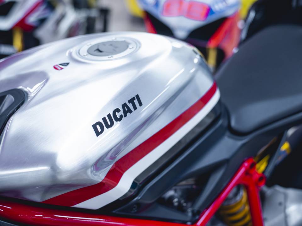 Bild 3/7 von Ducati DUMMY (2010)