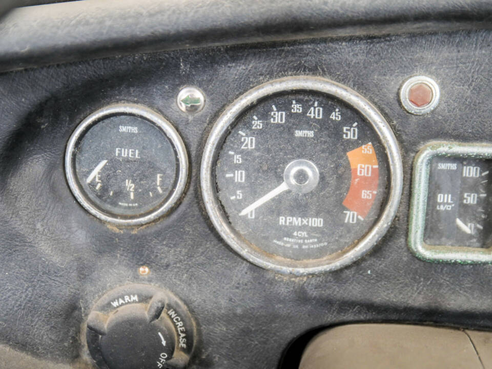 Image 20/50 of MG MGB (1969)