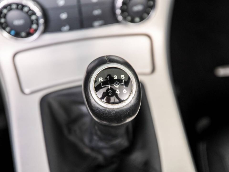 Immagine 38/50 di Mercedes-Benz SLK 200 (2012)