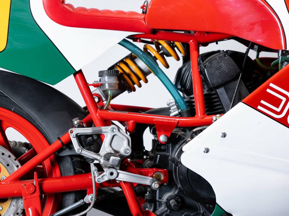 Immagine 25/46 di Ducati DUMMY (1983)