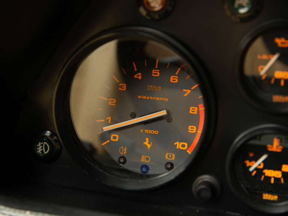 Image 15/49 of Ferrari 328 GTS (1988)