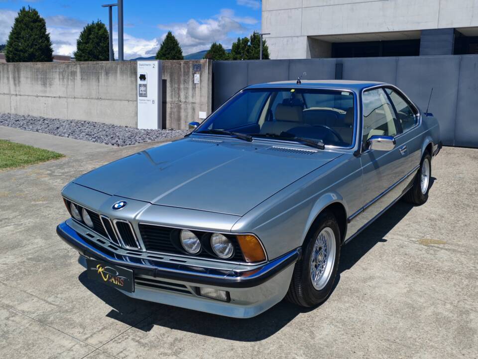 Bild 1/46 von BMW 635 CSi (1981)