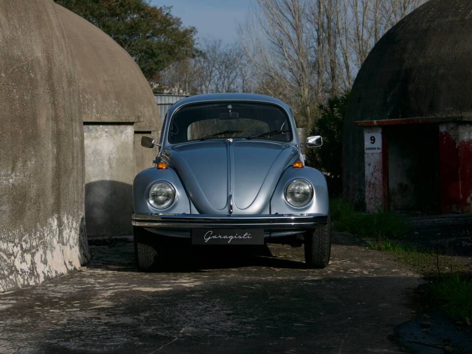 Immagine 15/54 di Volkswagen Maggiolino 1500 (1969)