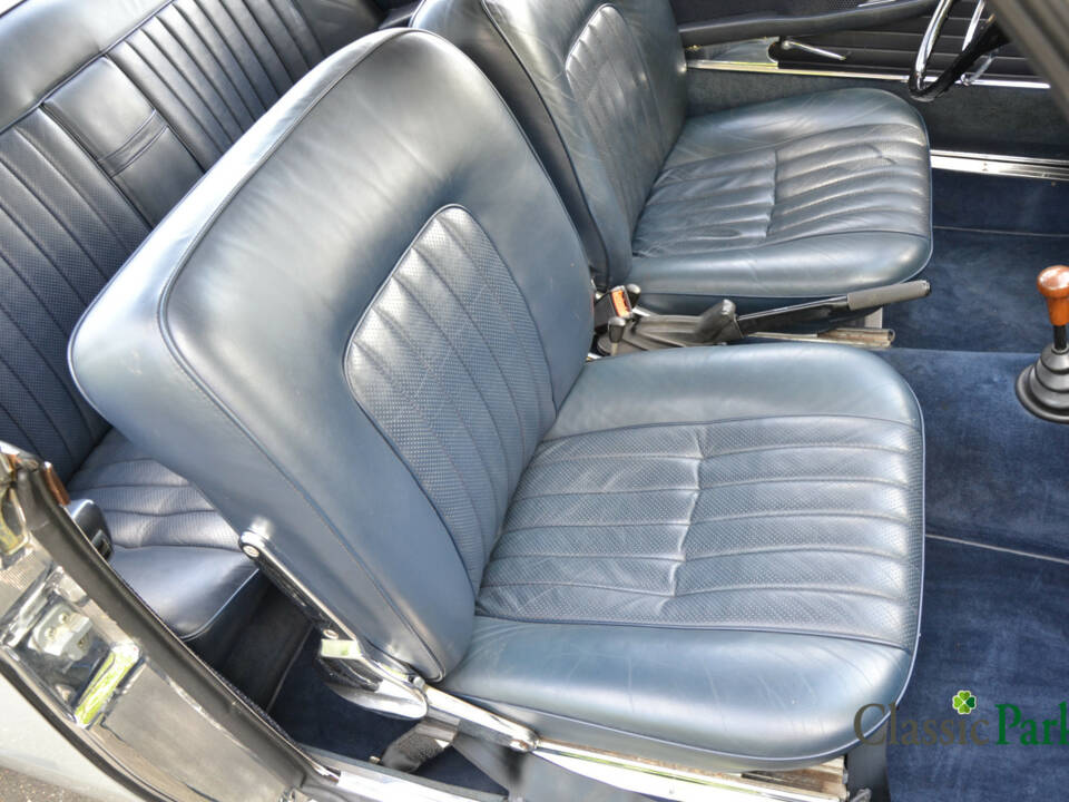 Bild 21/50 von BMW 2000 CS (1970)