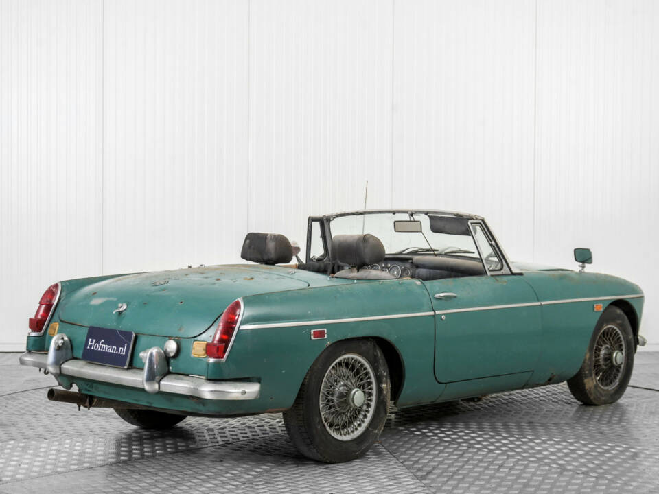 Image 2/50 of MG MGB (1969)