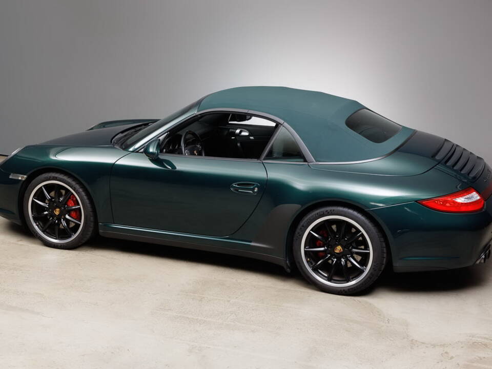 Bild 16/41 von Porsche 911 Carrera 4S (2008)