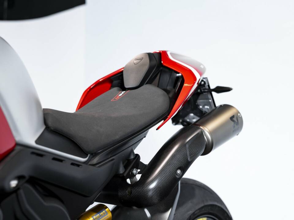 Image 39/40 of Ducati DUMMY (2019)
