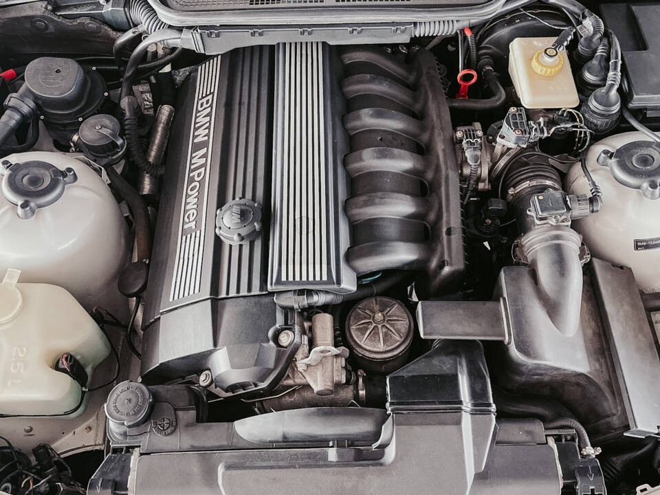 Immagine 9/12 di BMW M3 (1999)