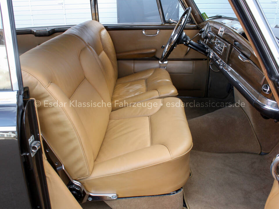 Bild 12/39 von Mercedes-Benz 300 d (1961)