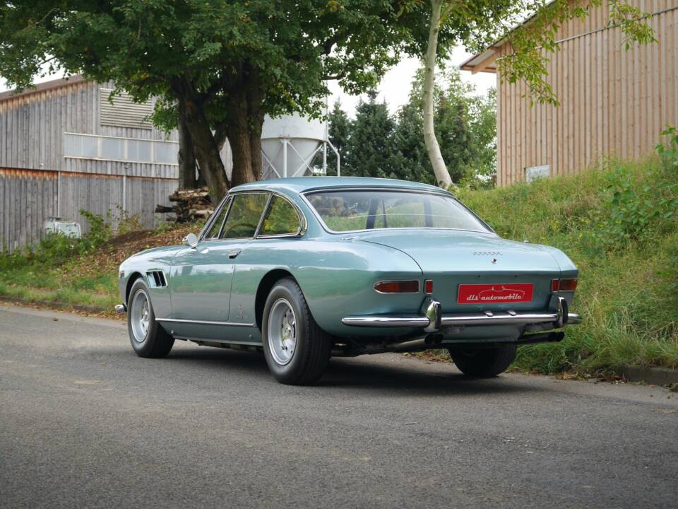 Immagine 19/45 di Ferrari 330 GT (1967)