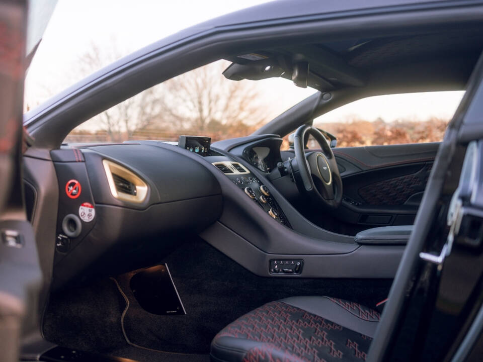 Bild 44/98 von Aston Martin Vanquish Zagato Shooting Brake (2019)
