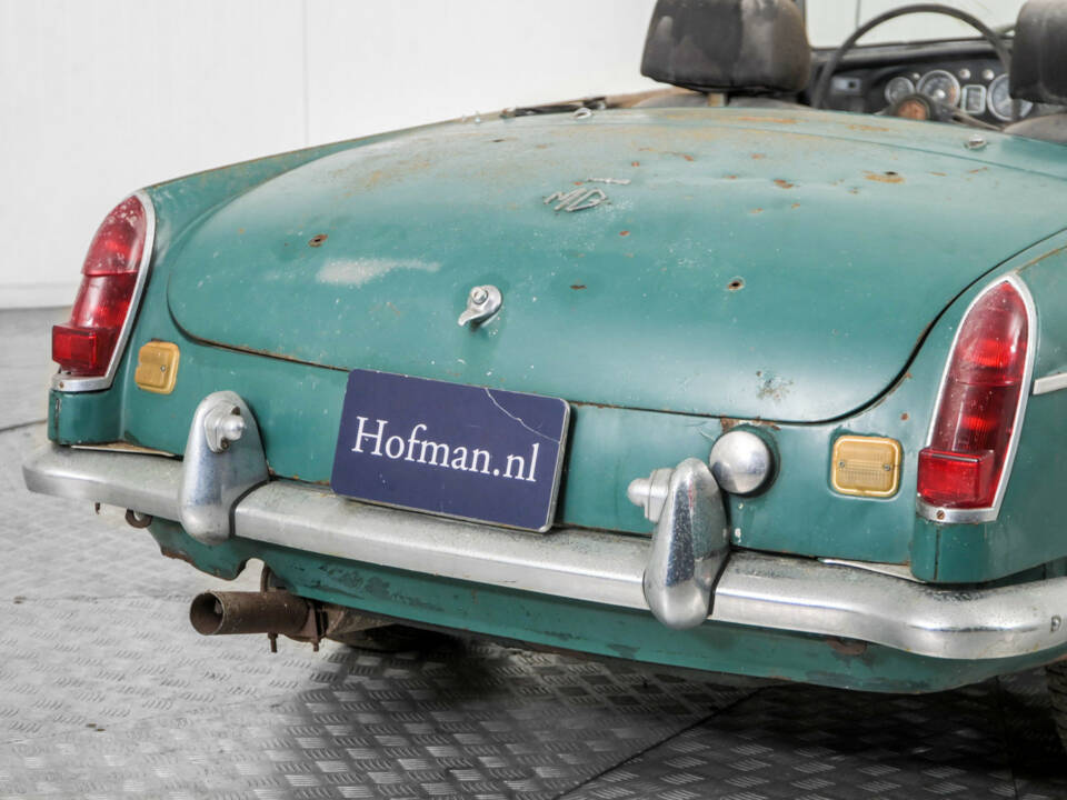 Image 28/50 of MG MGB (1969)