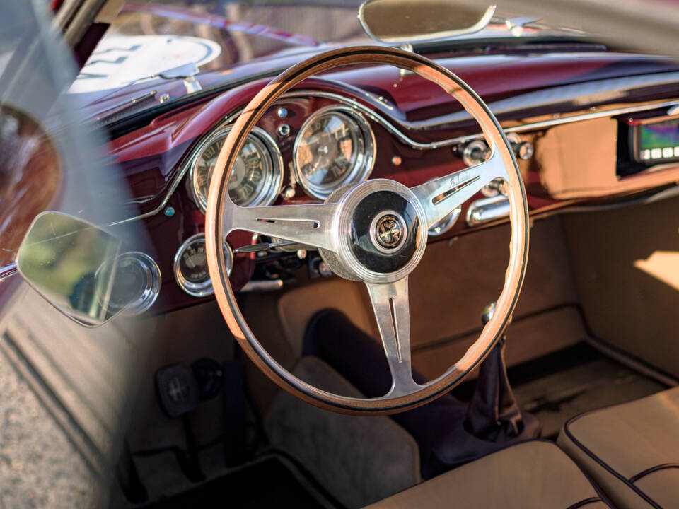 Immagine 32/45 di Alfa Romeo 1900 C Super Sprint Touring (1955)