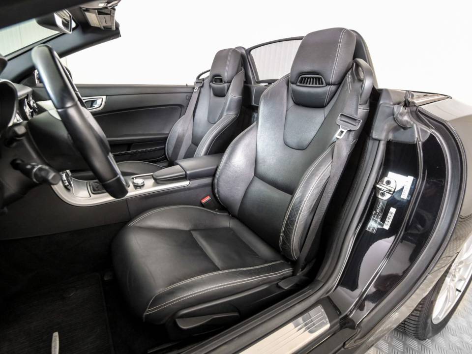Immagine 10/50 di Mercedes-Benz SLK 200 (2012)