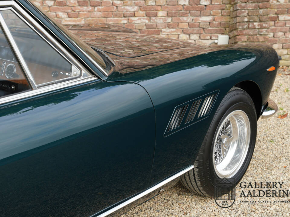 Immagine 11/50 di Ferrari 330 GT 2+2 (1965)