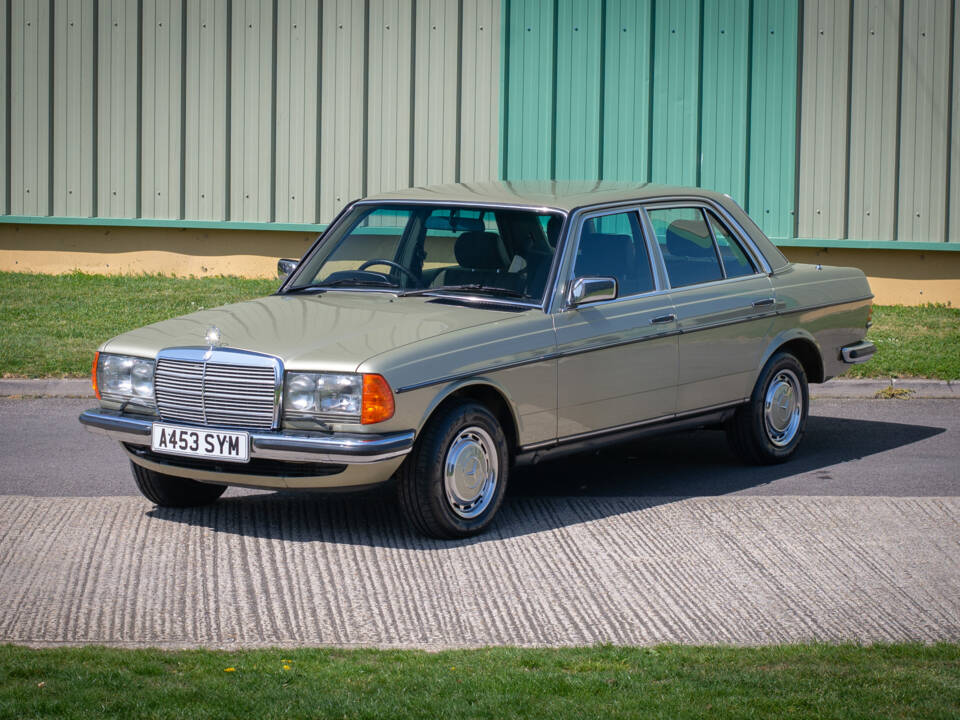 Bild 2/29 von Mercedes-Benz 280 E (1983)