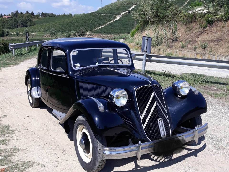 Bild 4/6 von Citroën Traction Avant 11 BL (1955)